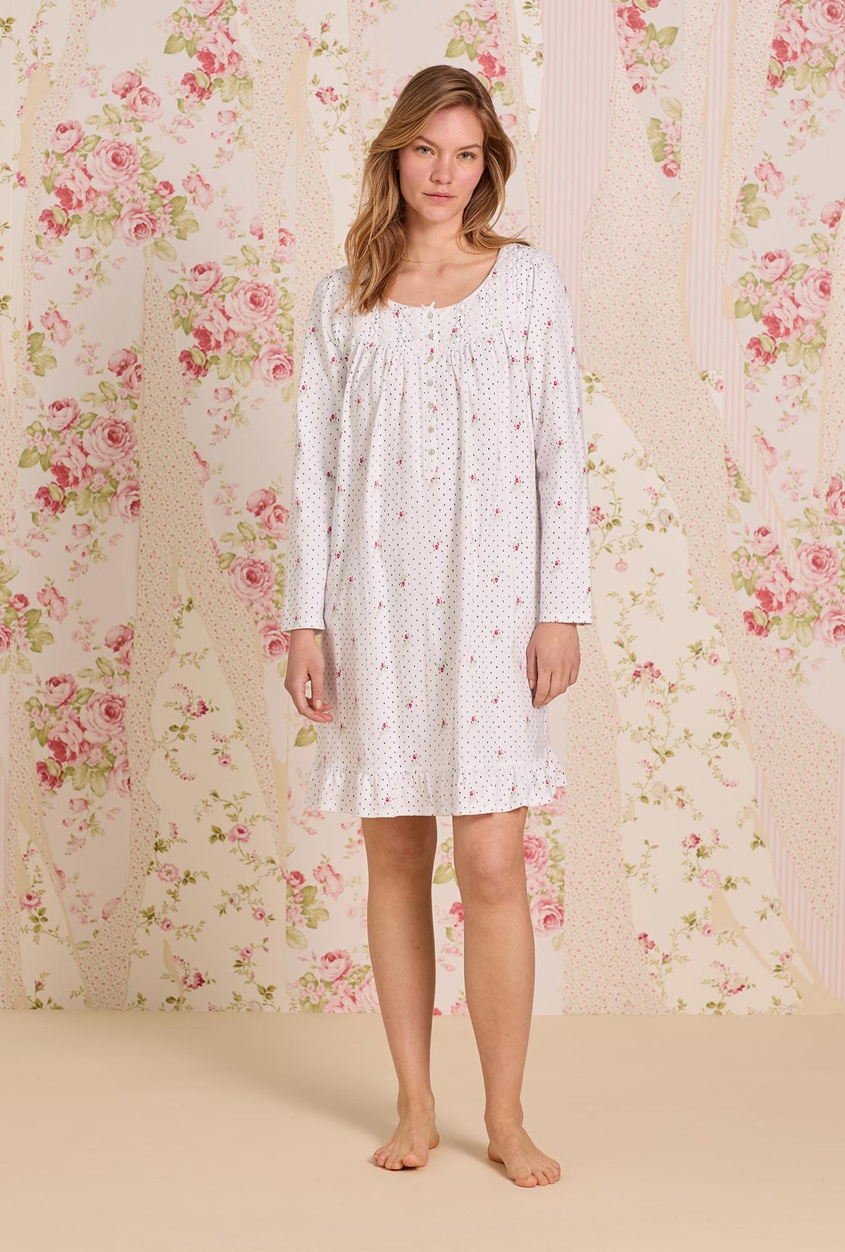 A Lady wearing Rosebud Dot Cotton Knit Long Sleeve Short Nightgown