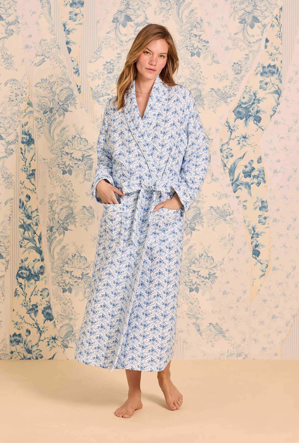 A lady wearing Celestial Bow Cotton Diamond Quilt Wrap Robe