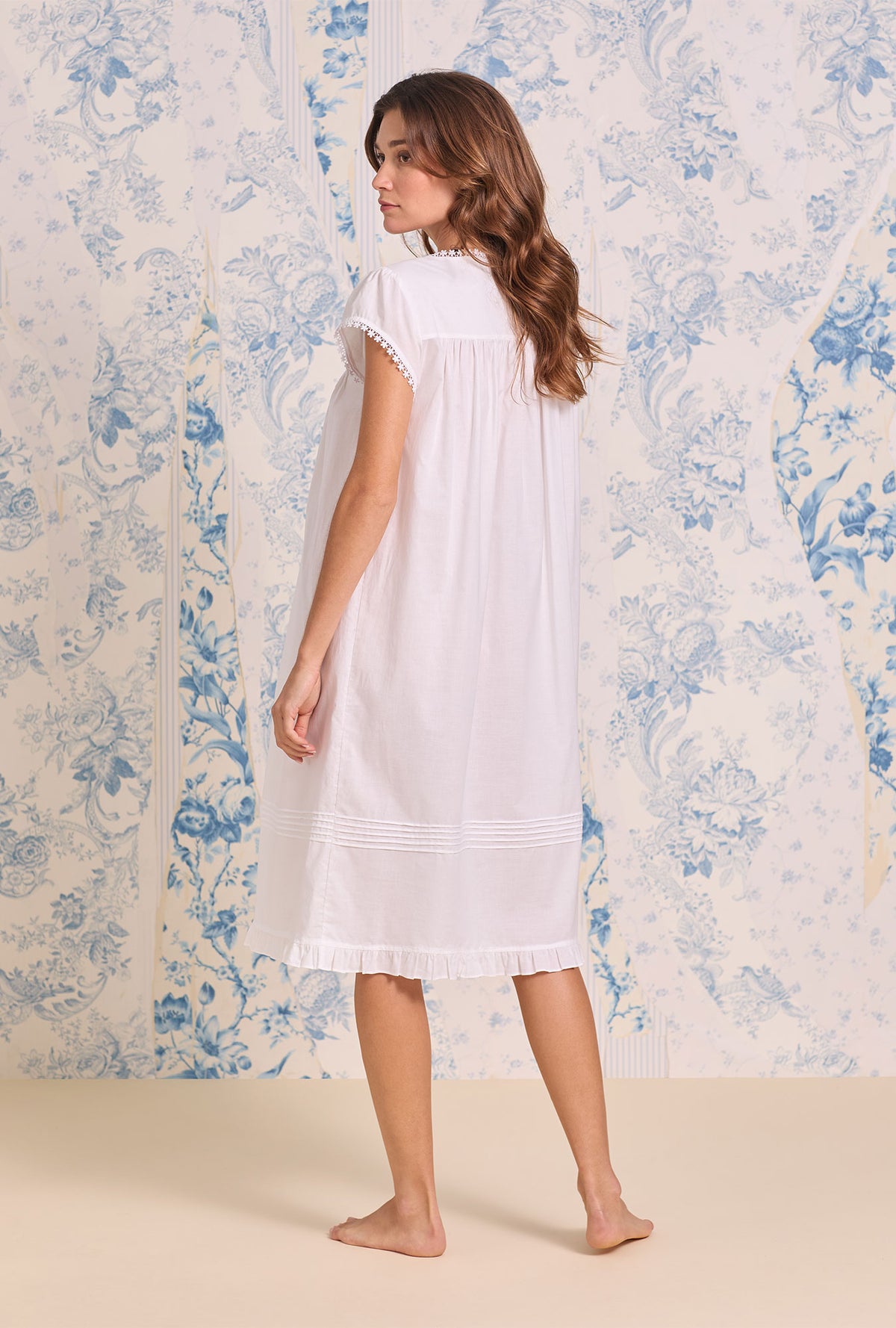 Iconic White Cotton Lawn Short Button Front Robe