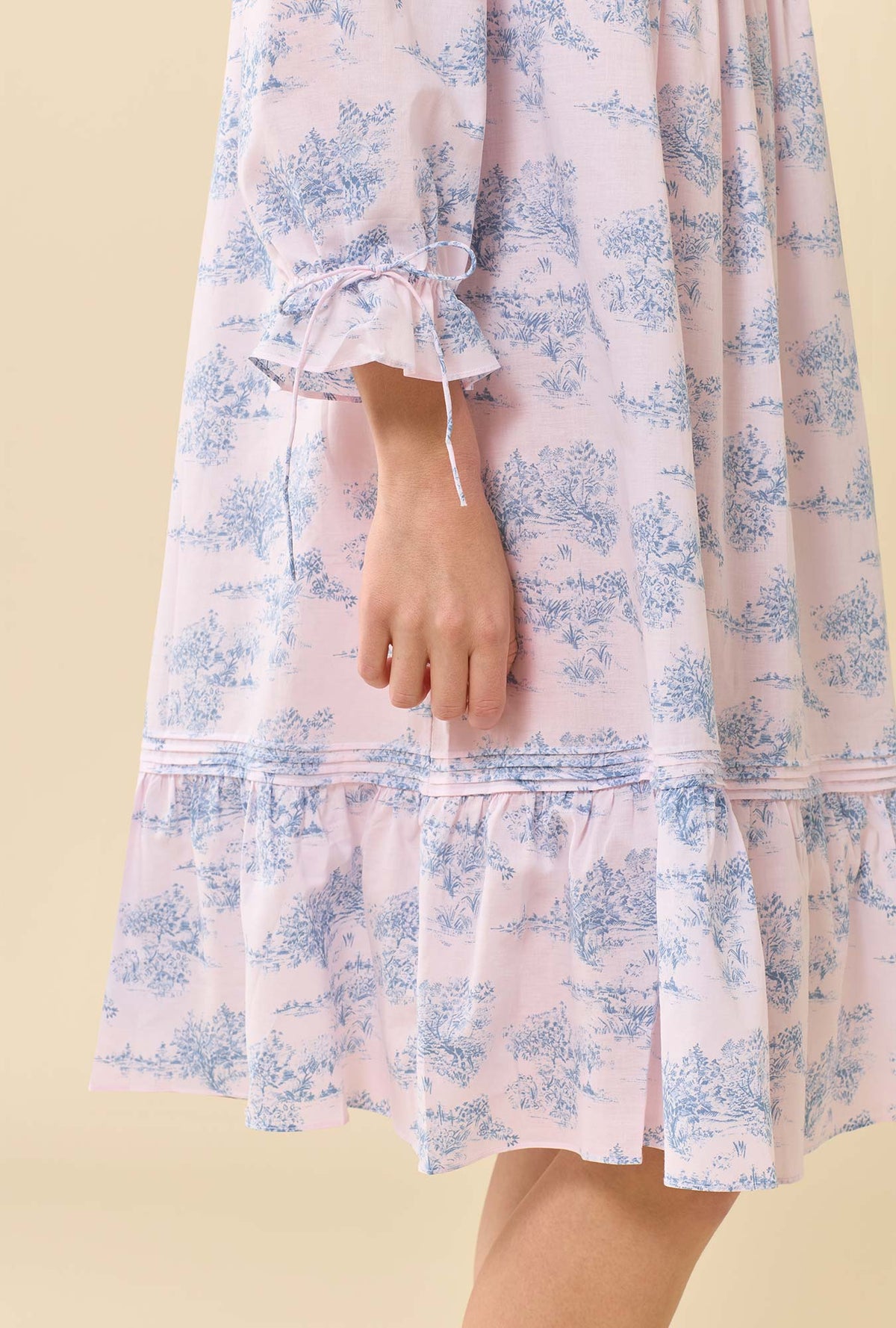 Margot Rose Toile 100% Cotton Woven Lawn Long Sleeve Ballet Nightgown