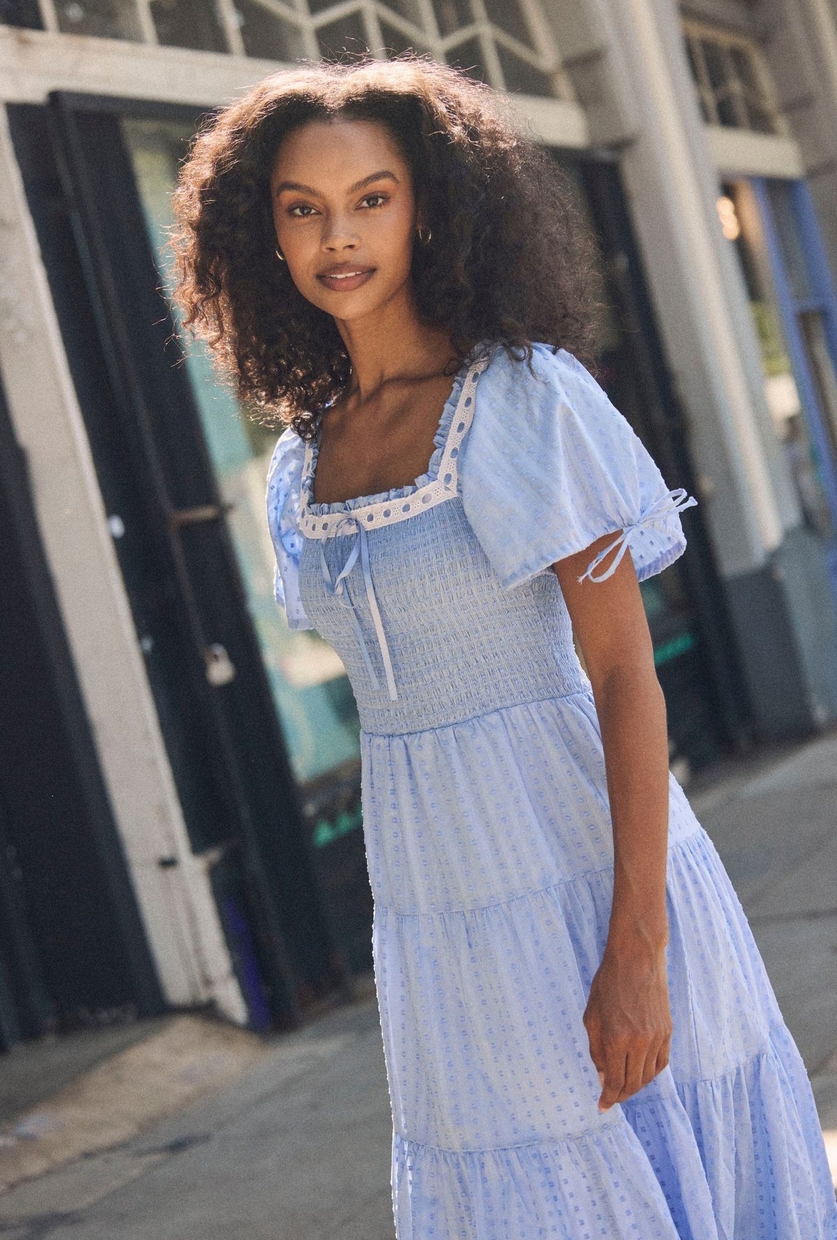 45◆ MISS BLUE・PET パピリーヒルズDaisy girl エプロン Ingenue Swing Dress in Light Blue w/White Polka Dots | Retro