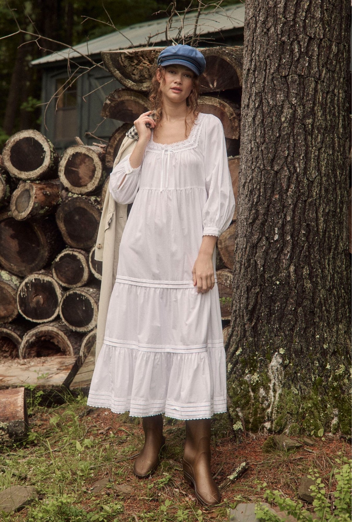 The &quot;Odette&quot; Iconic White Cotton Lawn Ballet Nightgown