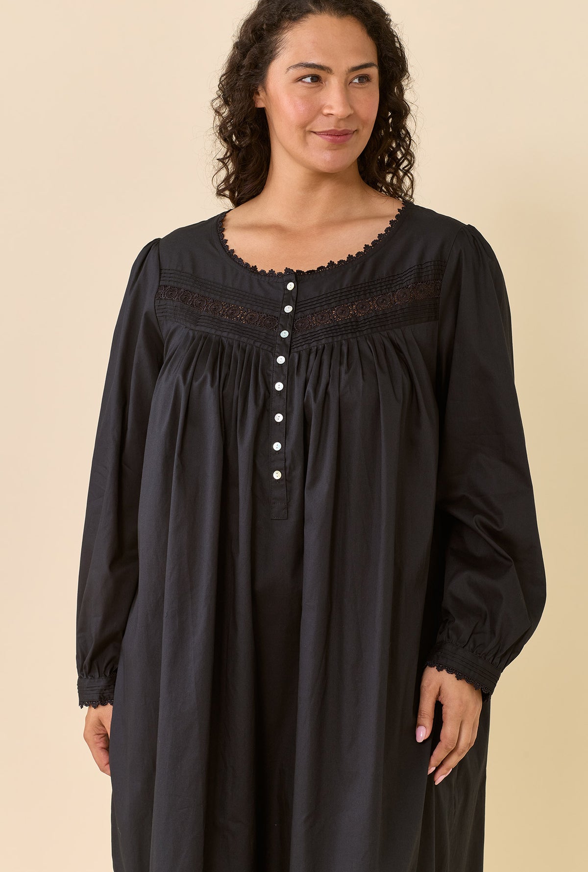 Heirloom Dream Long Sleeve Gown