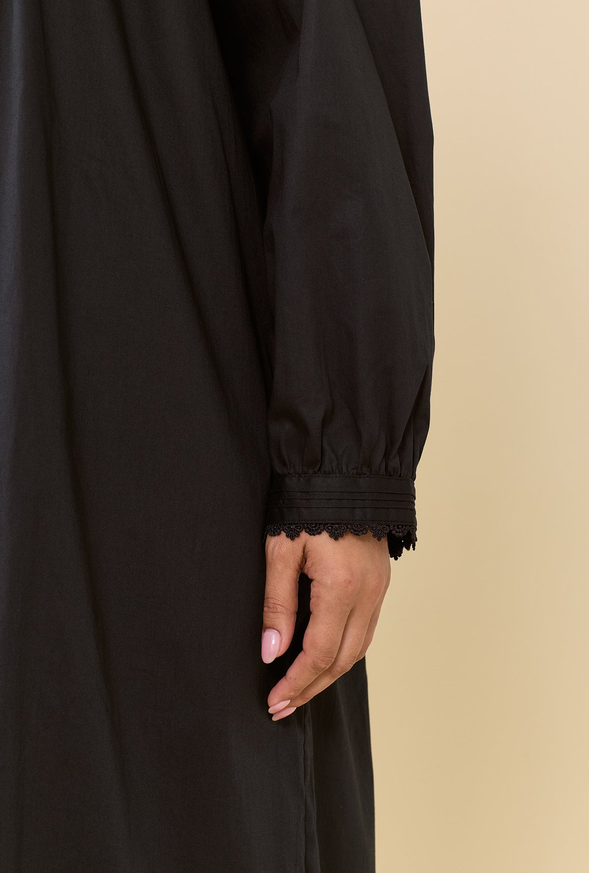 Heirloom Dream Long Sleeve Gown