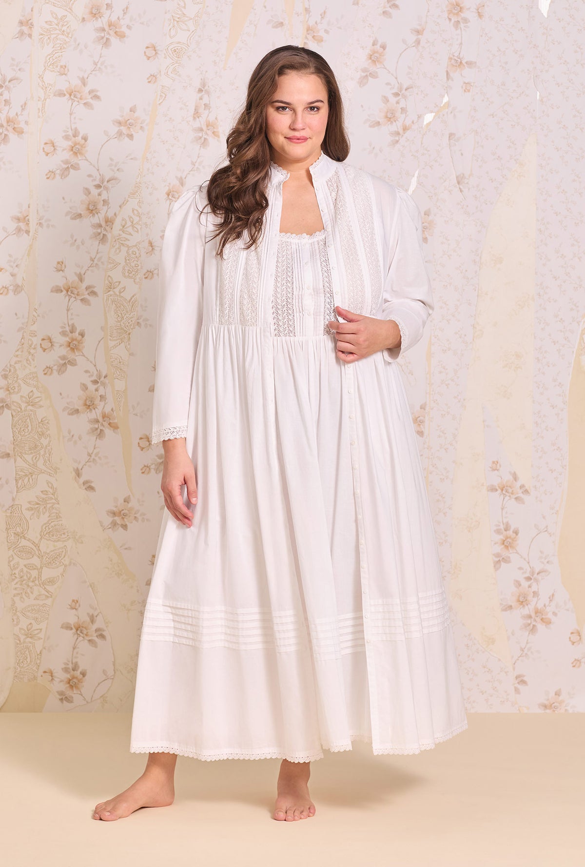 Victorian Dreams Robe