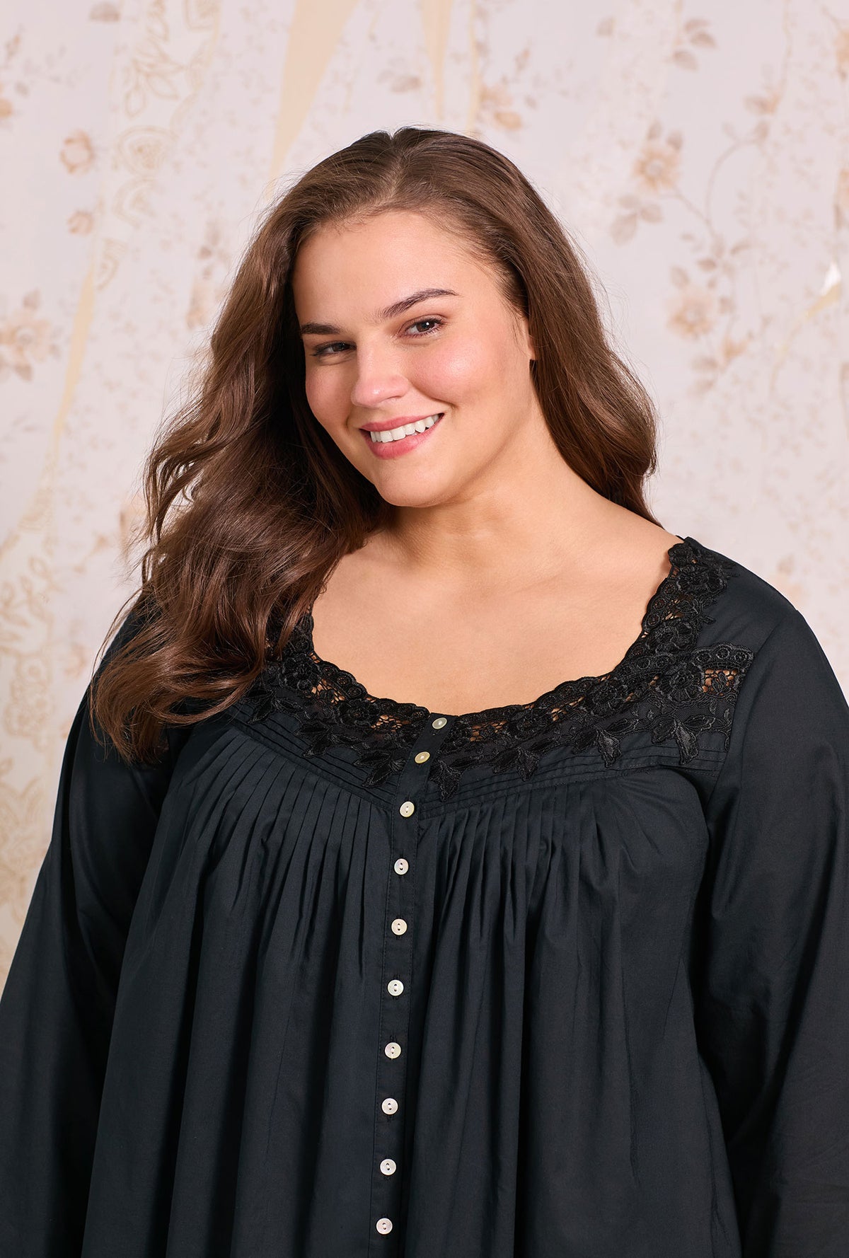 Florentine Lace Ballet Robe