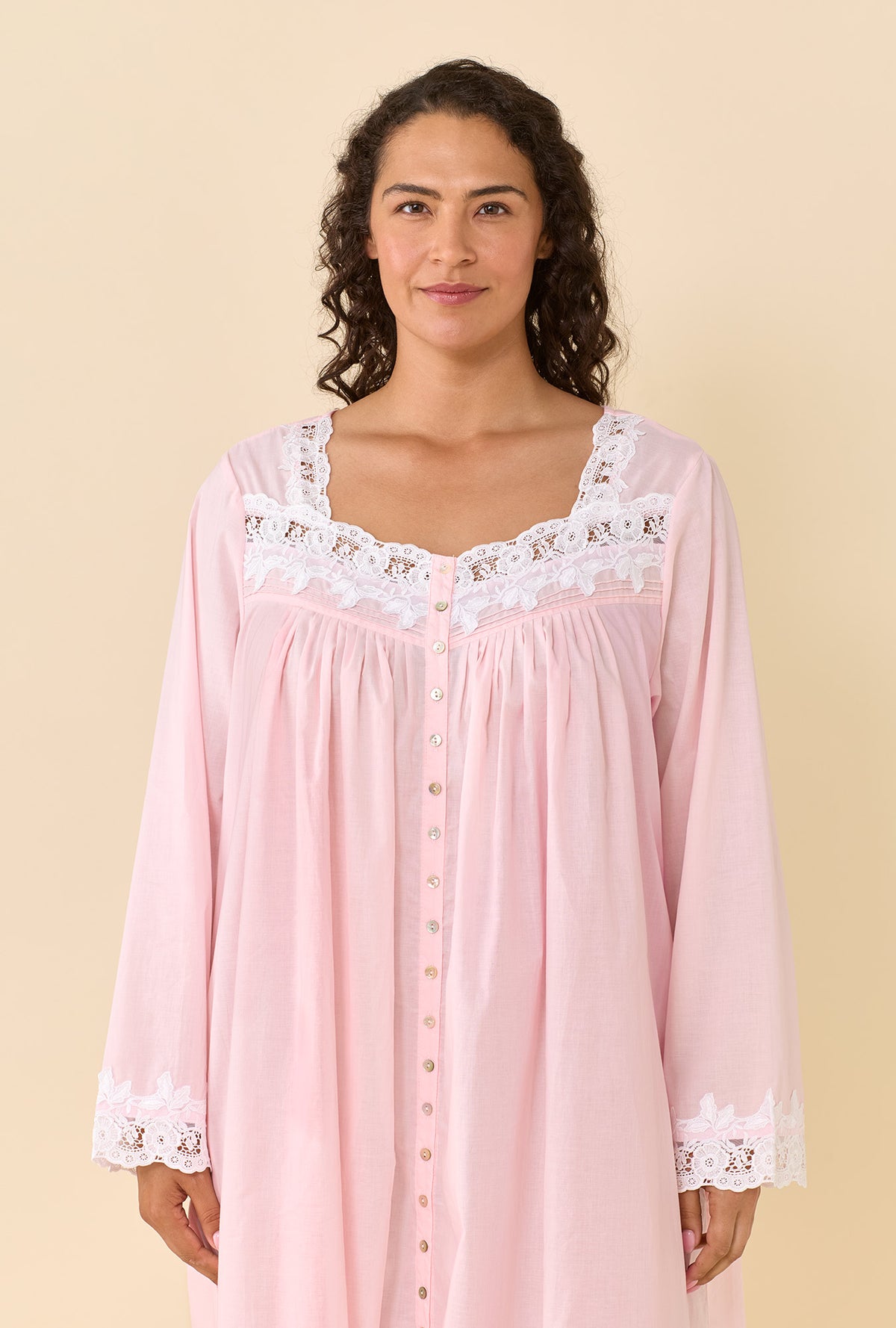 Florentine Lace Ballet Robe