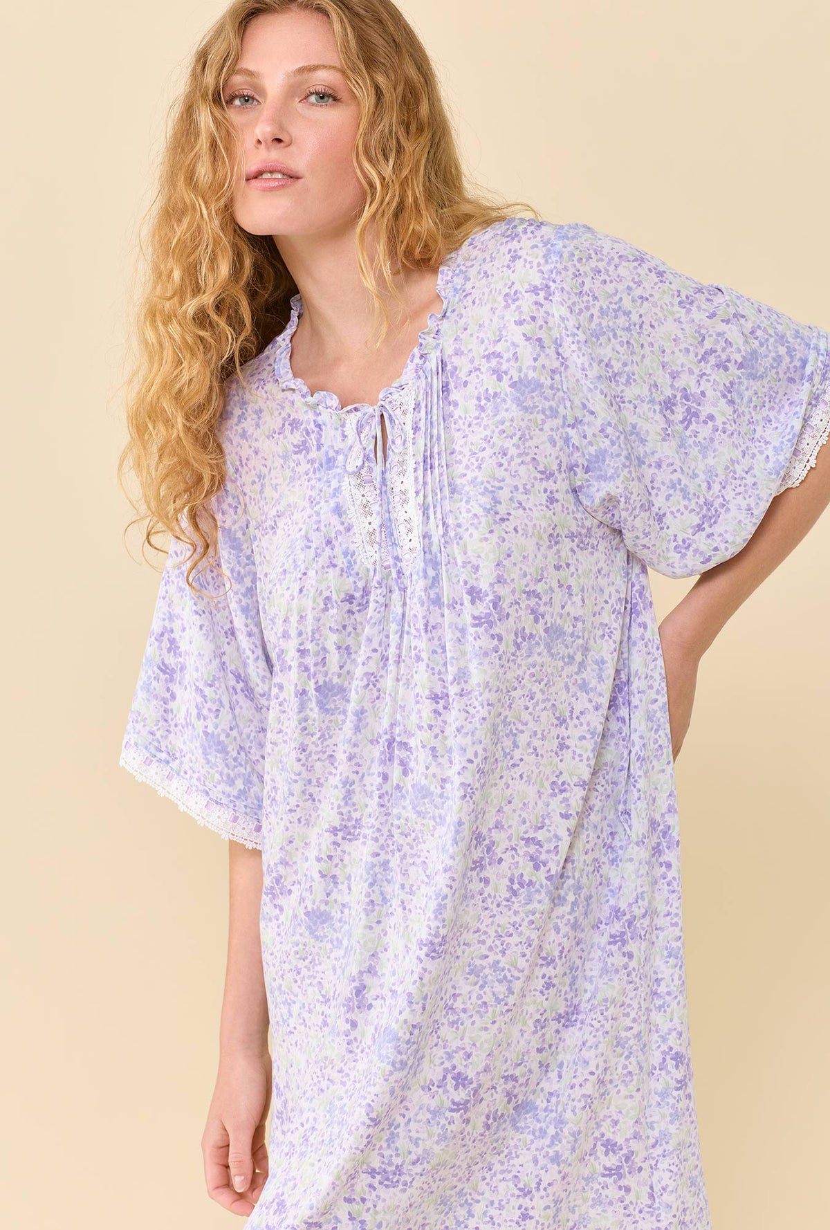 A lady wearing Lavender Whisper Caftan closer look