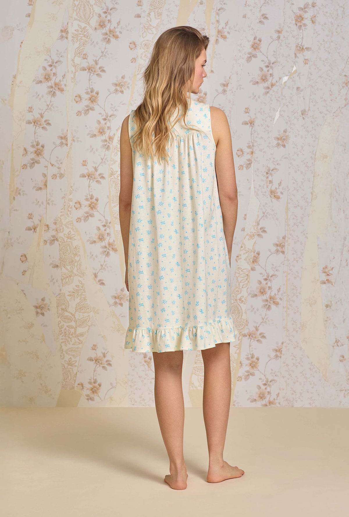 A lady wearing Chamomile Sky Cotton Knit Chemise