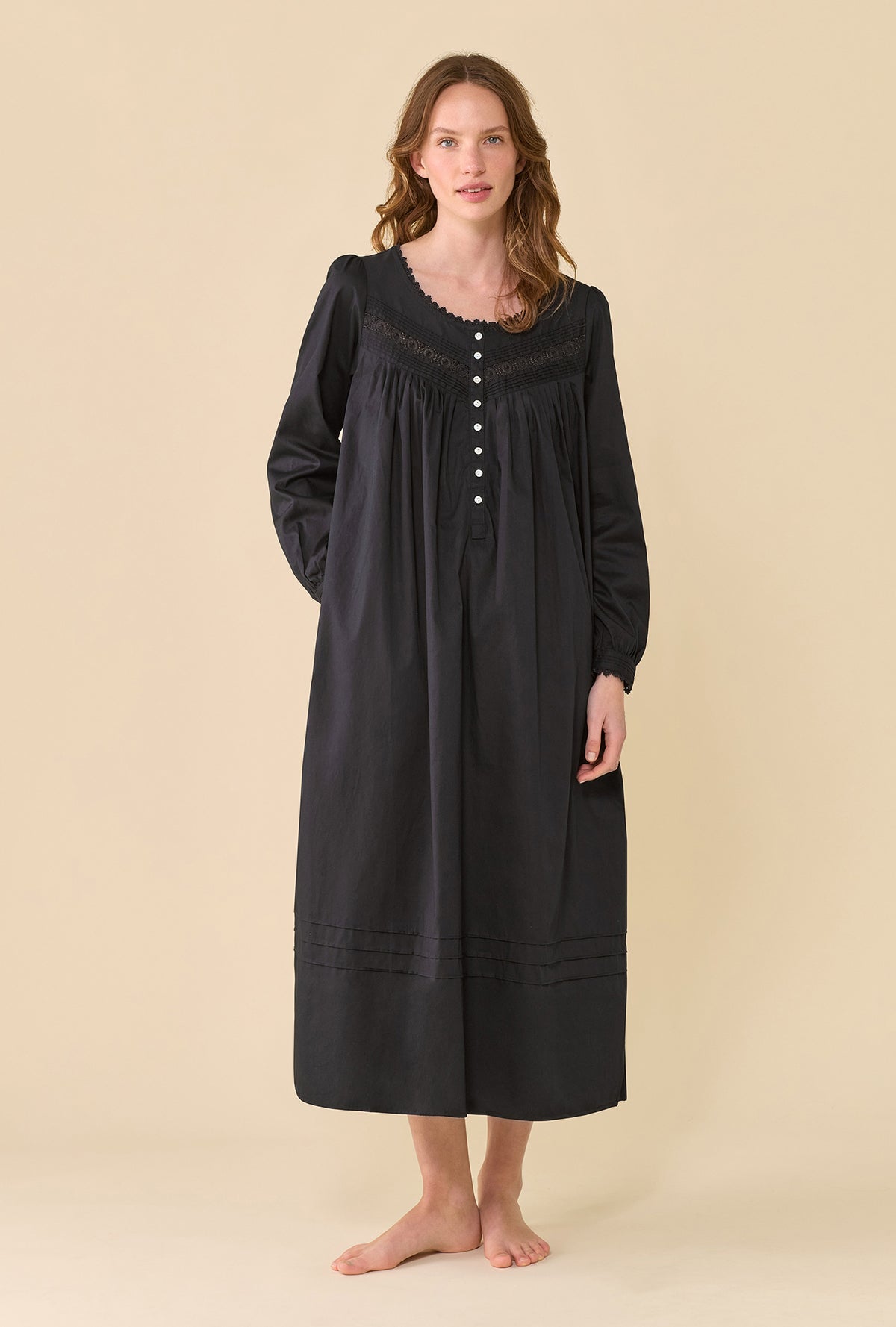 Heirloom Dream Long Sleeve Gown