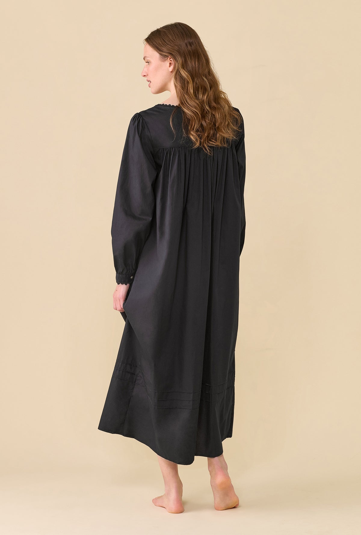 Heirloom Dream Long Sleeve Gown