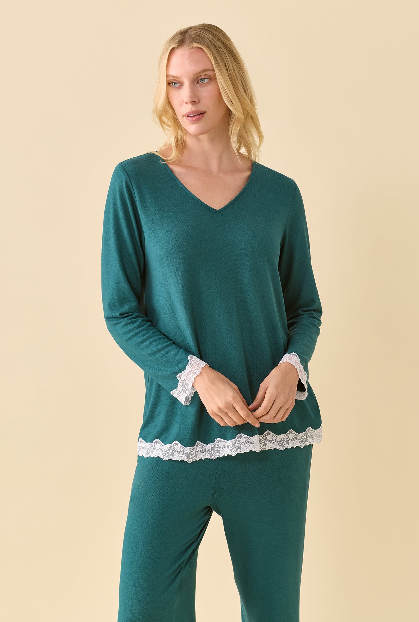 A lady wearing Evergreen Dreamy Sweater Knit Long Sleeve Pajama Set closer look looking side