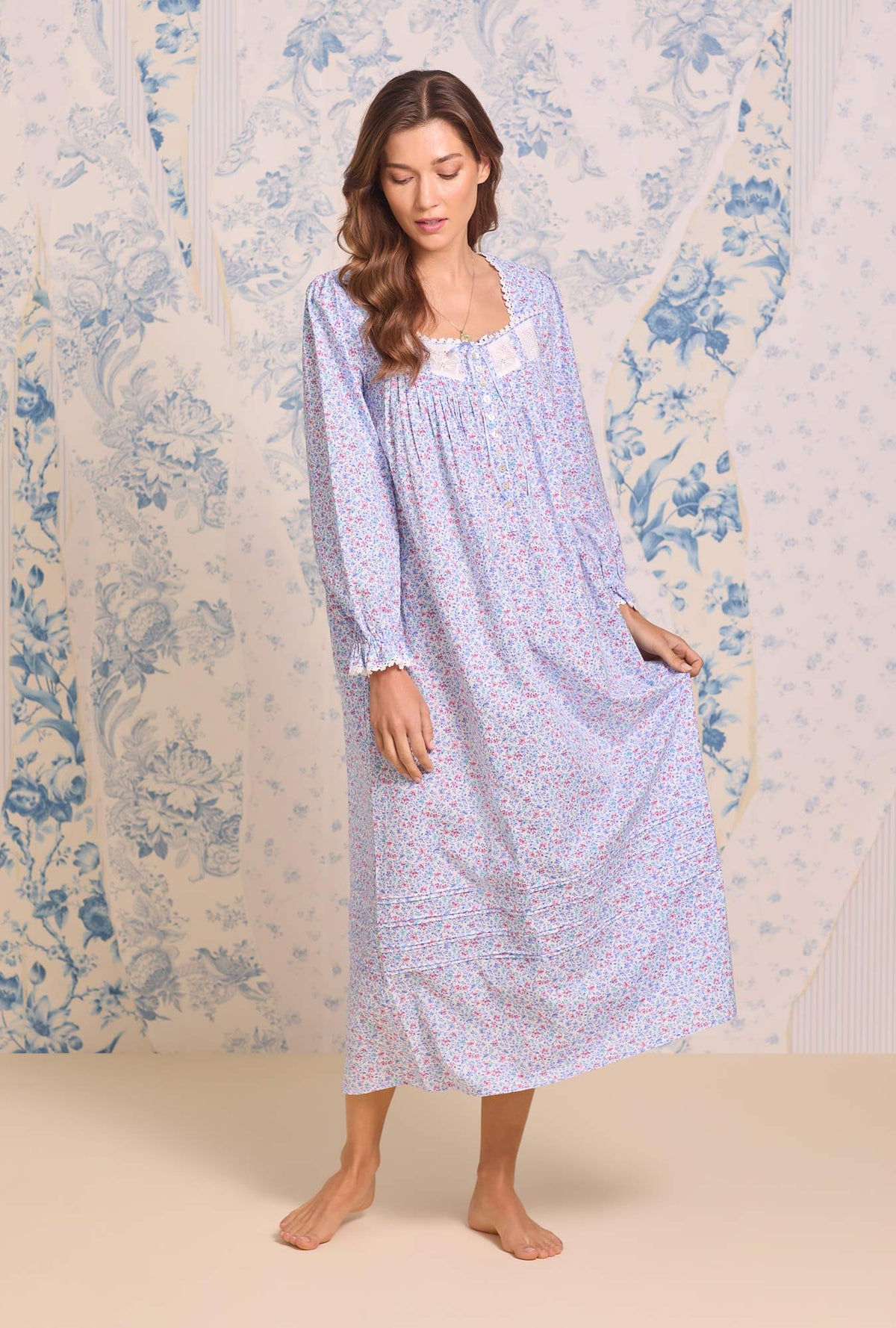 a lady wearing Wintertide Ditsy Long Sleeve Cotton Lawn Ballet Nightgown