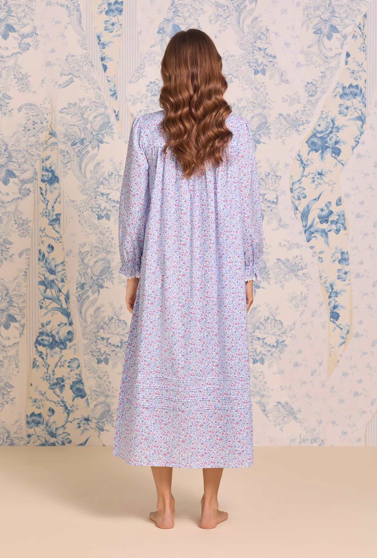 a lady wearing Wintertide Ditsy Long Sleeve Cotton Lawn Ballet Nightgown