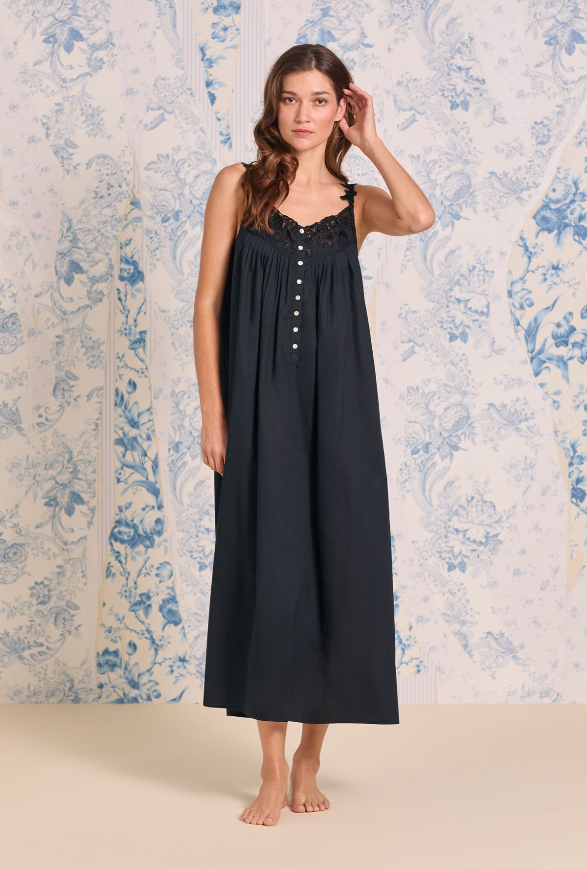 Florentine Lace Ballet Gown