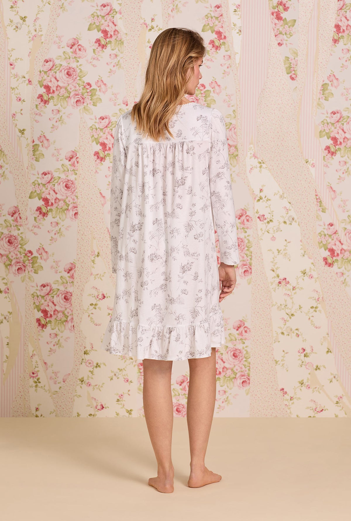 A lady wearing Dusk Blossom Cotton Knit Long Sleeve Short Nightgown