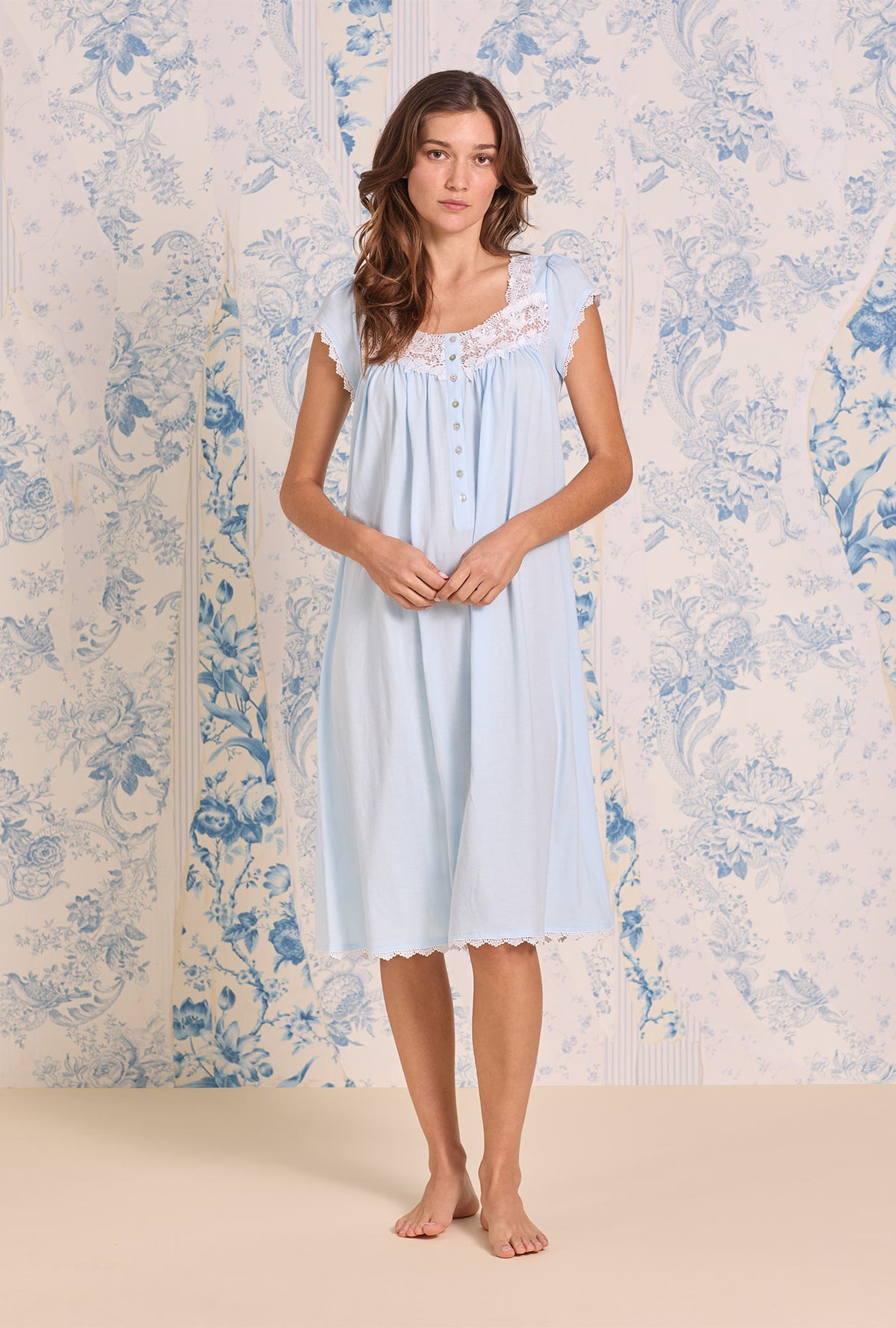 Villa Blanca Waltz Knit Nightgown