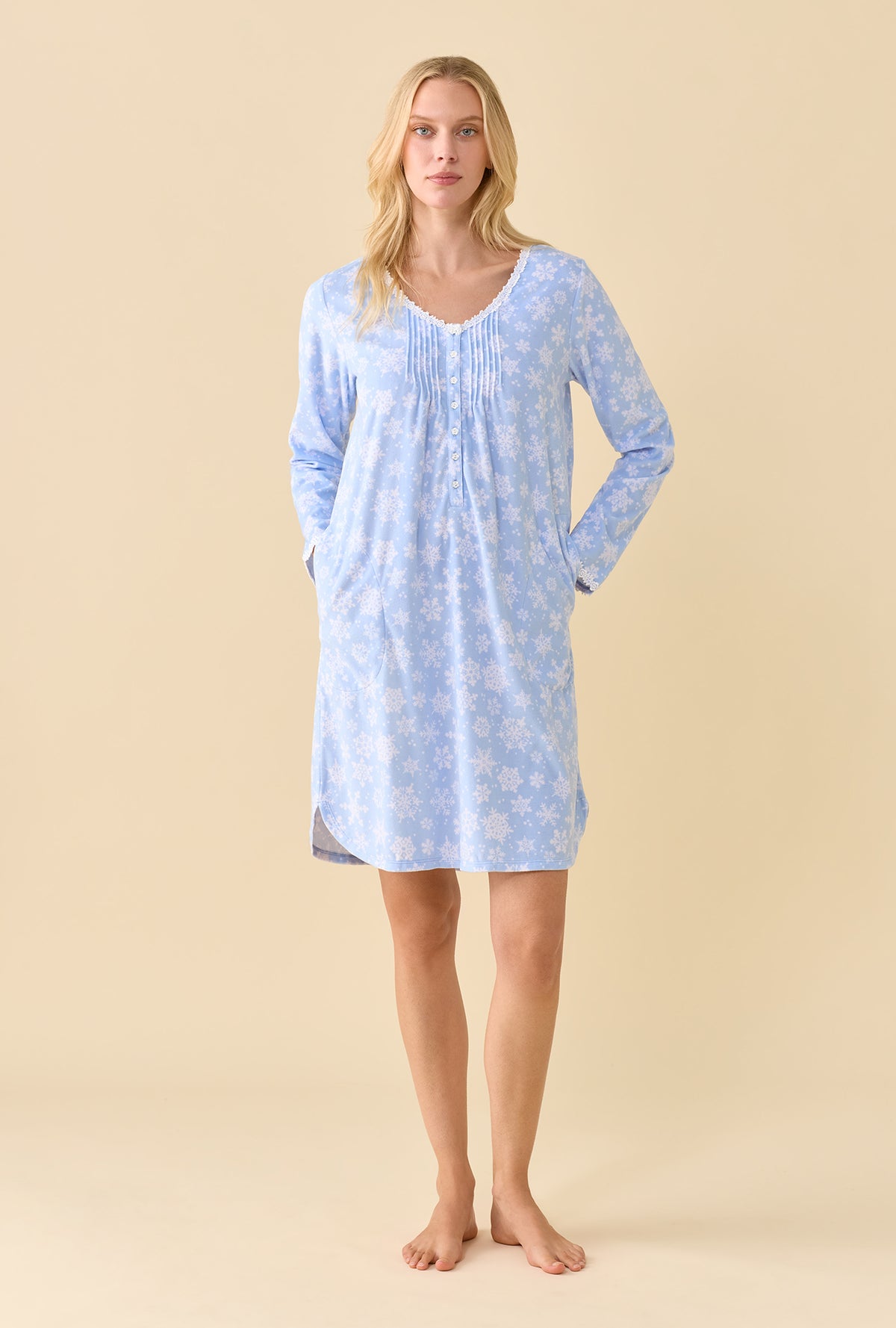 Blue Snowflake Dream Fleece 100% Poly Long Sleeve Nightshirt