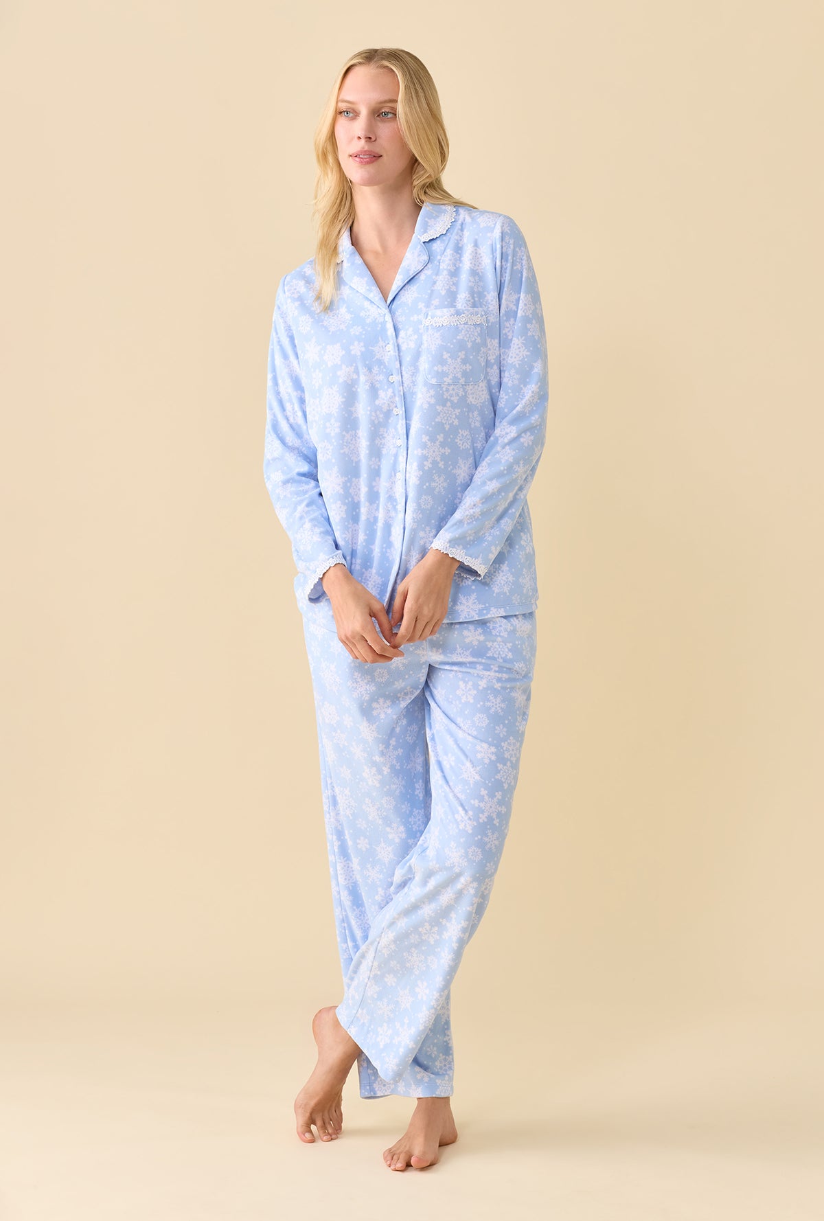 Blue Snowflake Dream Fleece 100% Poly Long Sleeve Pajama Set