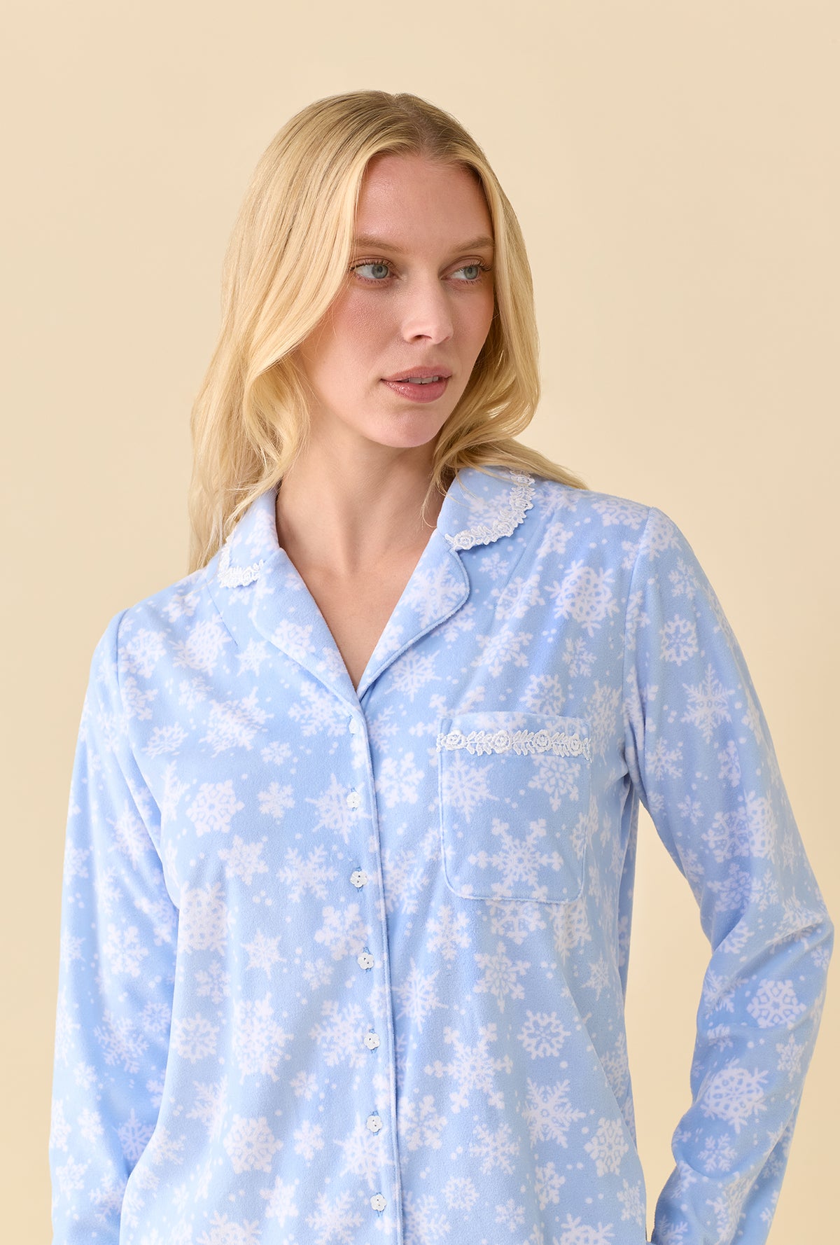 Blue Snowflake Dream Fleece 100% Poly Long Sleeve Pajama Set