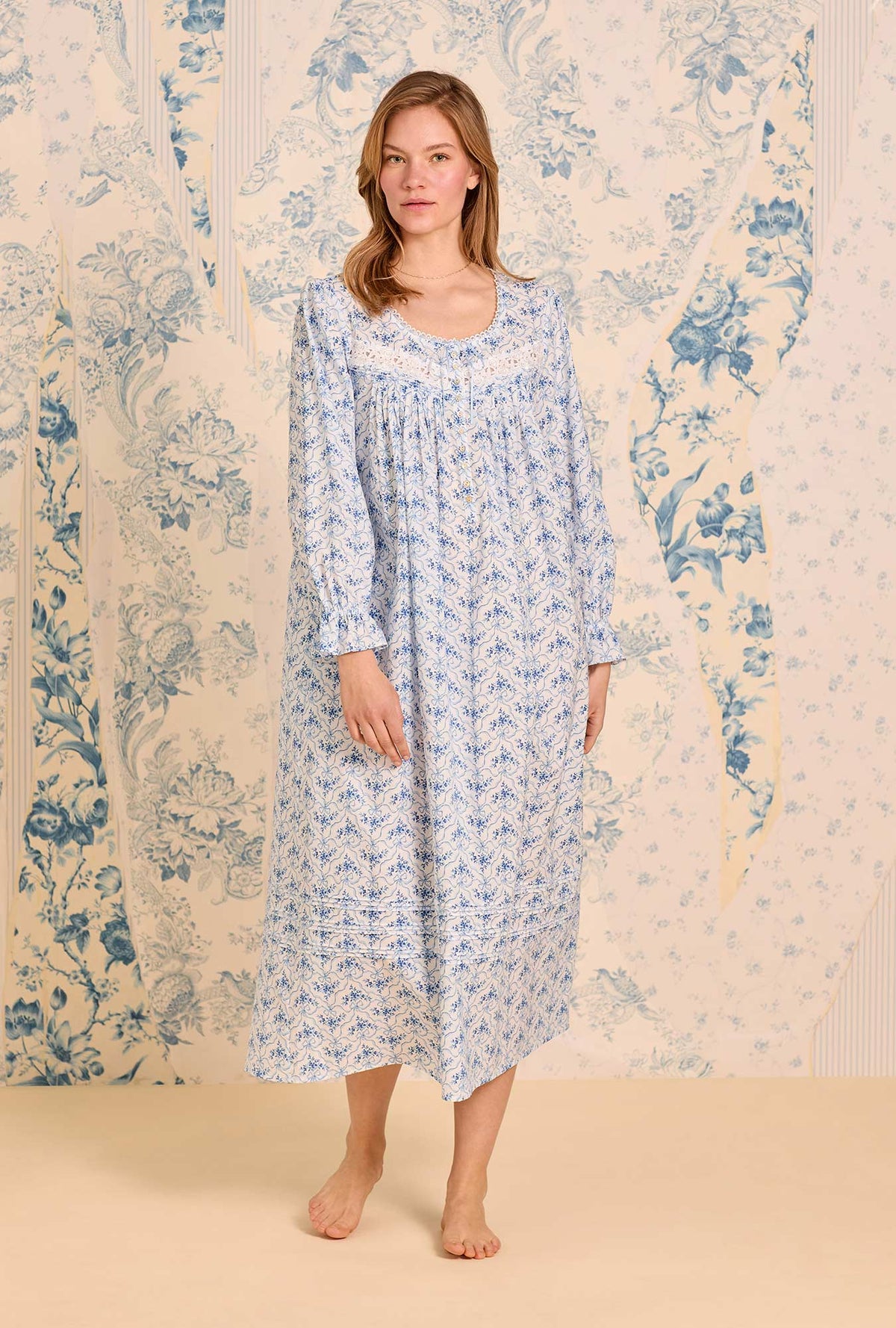 Celestial Bow Long Sleeve Cotton Lawn Ballet Nightgown