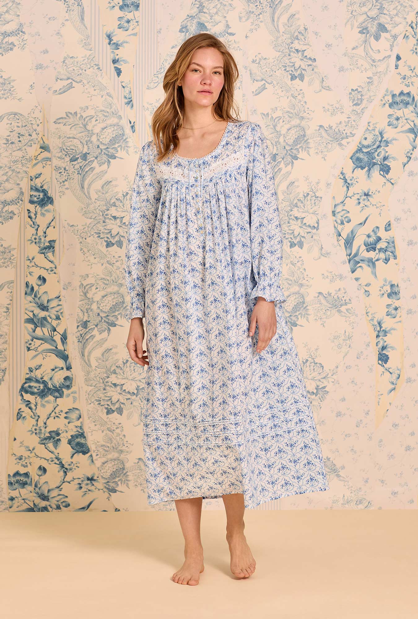 A lady wearing Celestial Bow Long Sleeve Cotton Lawn Ballet Nightgown