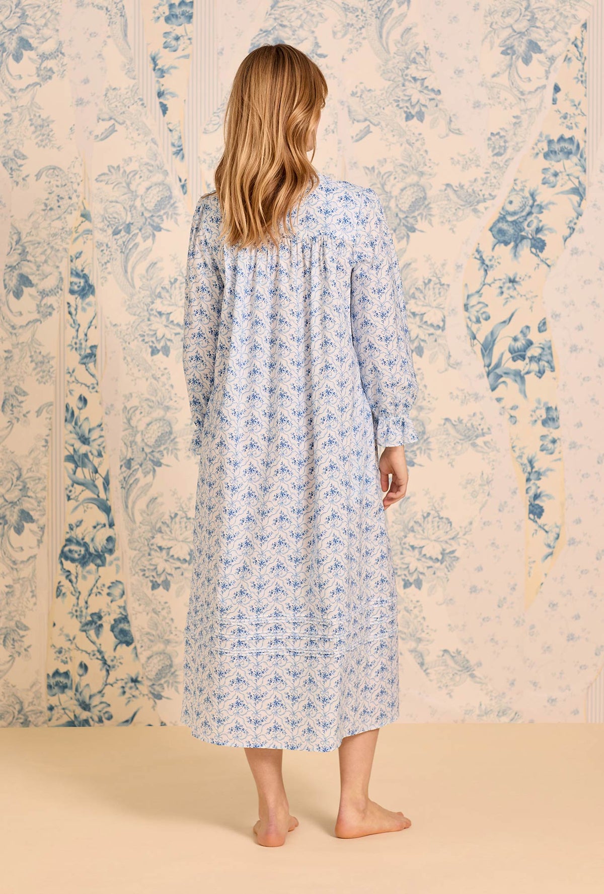 Celestial Bow Long Sleeve Cotton Lawn Ballet Nightgown