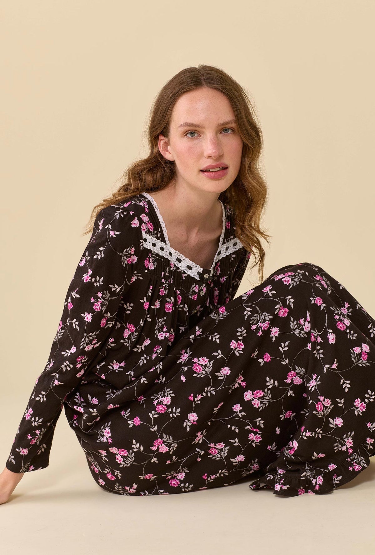 Vintage Vine Long Sleeve Nightgown