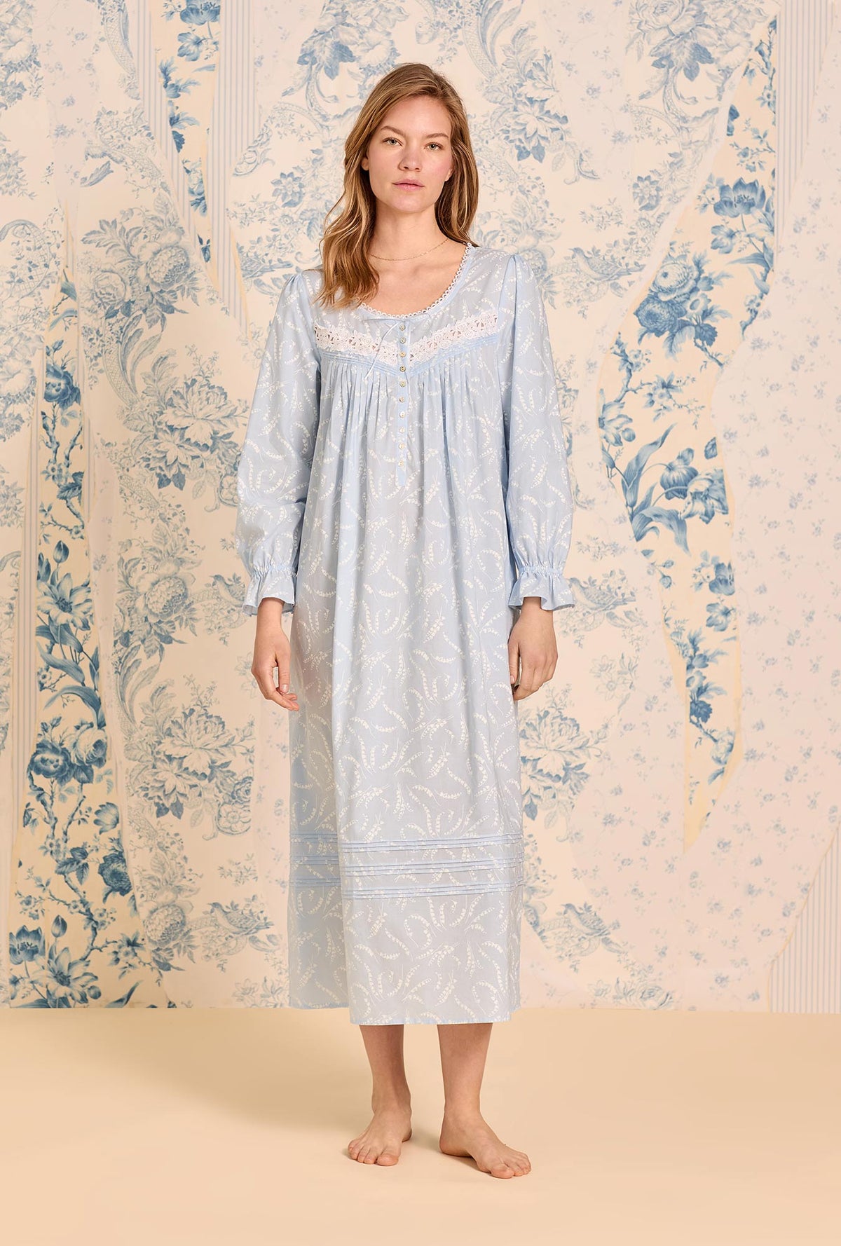 Moonlit Lily Long Sleeve Cotton Lawn Ballet Nightgown