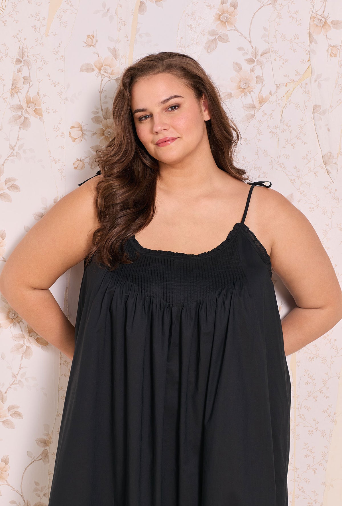 A Lady wearing plus size The "Lucille" Iconic Black Cotton Lawn Ballet Nightgown closer look