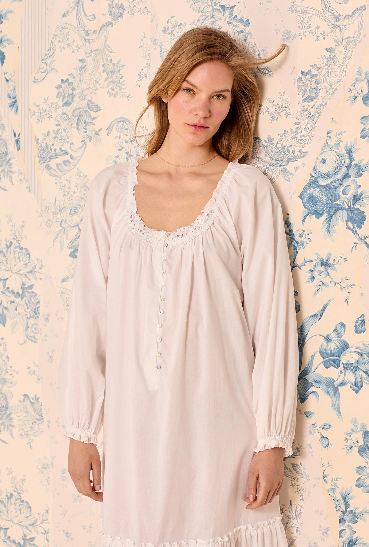 The &quot;Collete&quot; Iconic White Cotton Lawn Nightgown