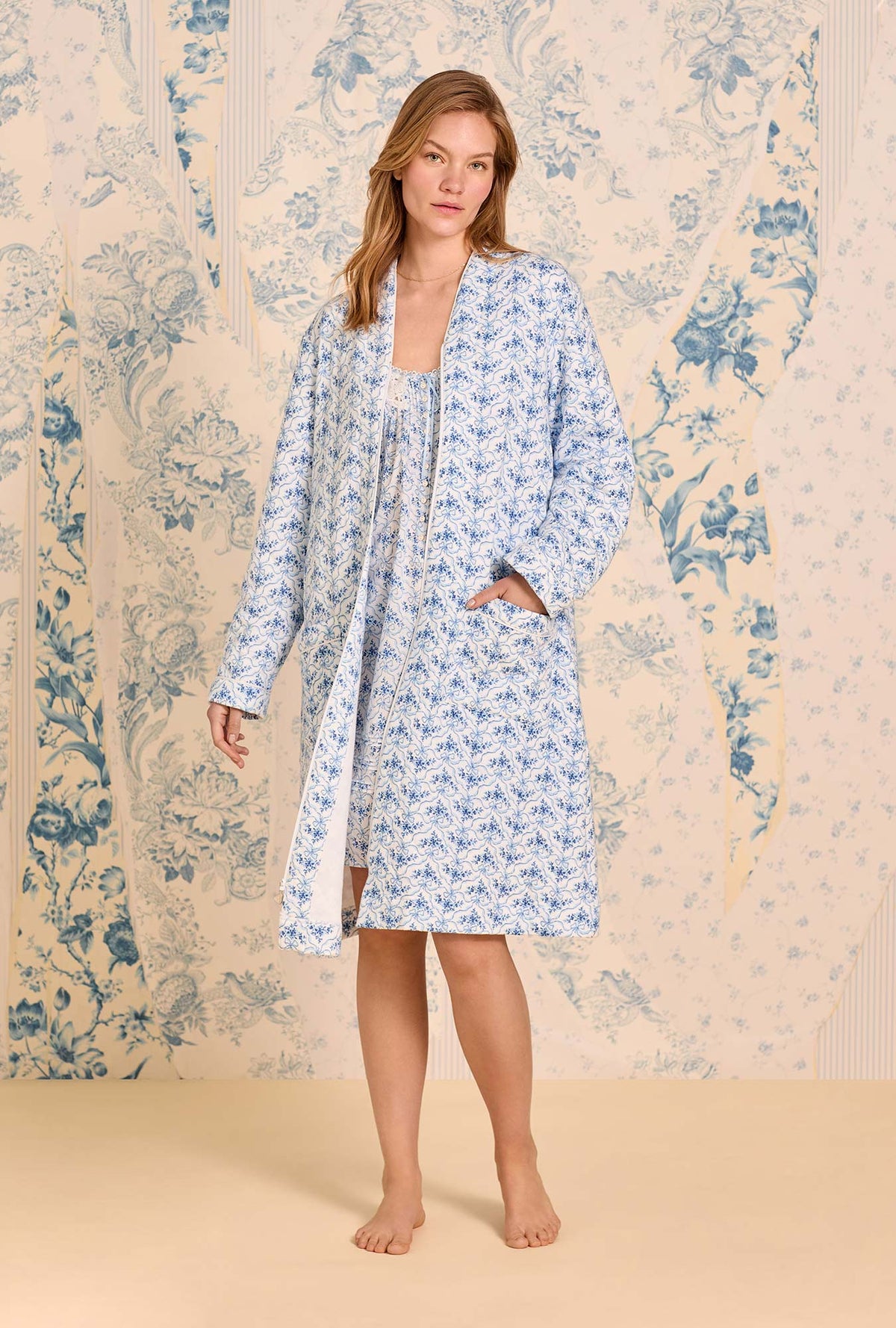 Celestial Bow Cotton Diamond Quilt Zip Robe