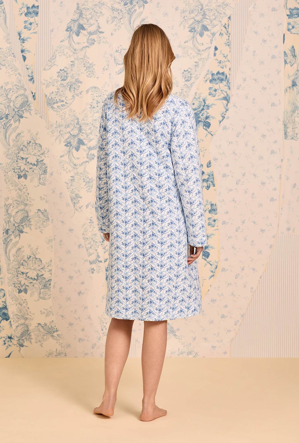 Celestial Bow Cotton Diamond Quilt Zip Robe