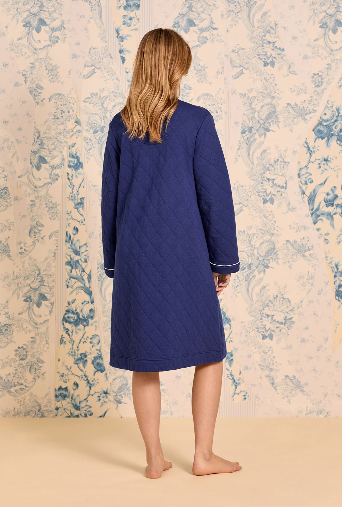 Classic Navy Cotton Diamond Quilt Zip Robe
