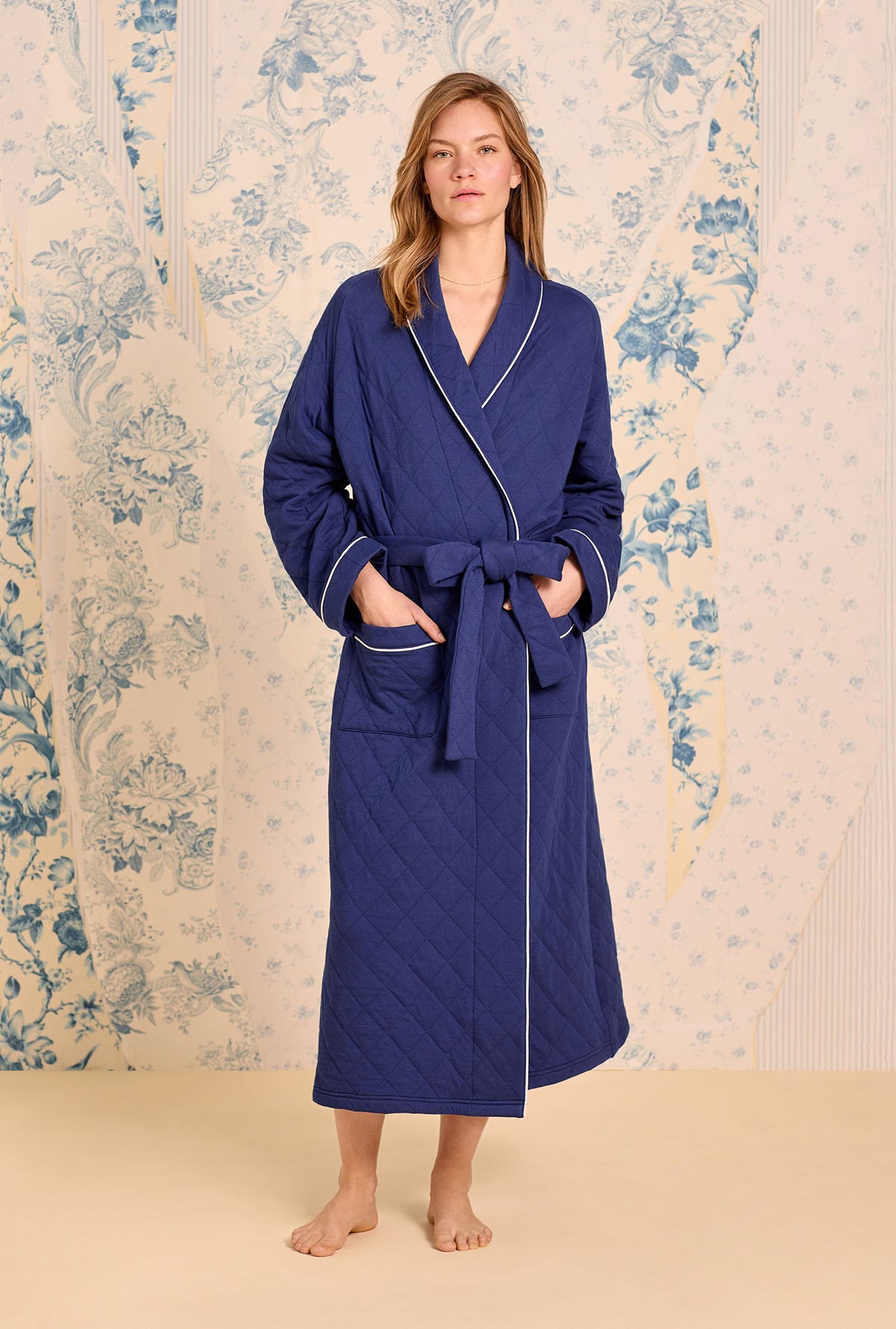 Classic Navy Cotton Diamond Quilt Wrap Robe