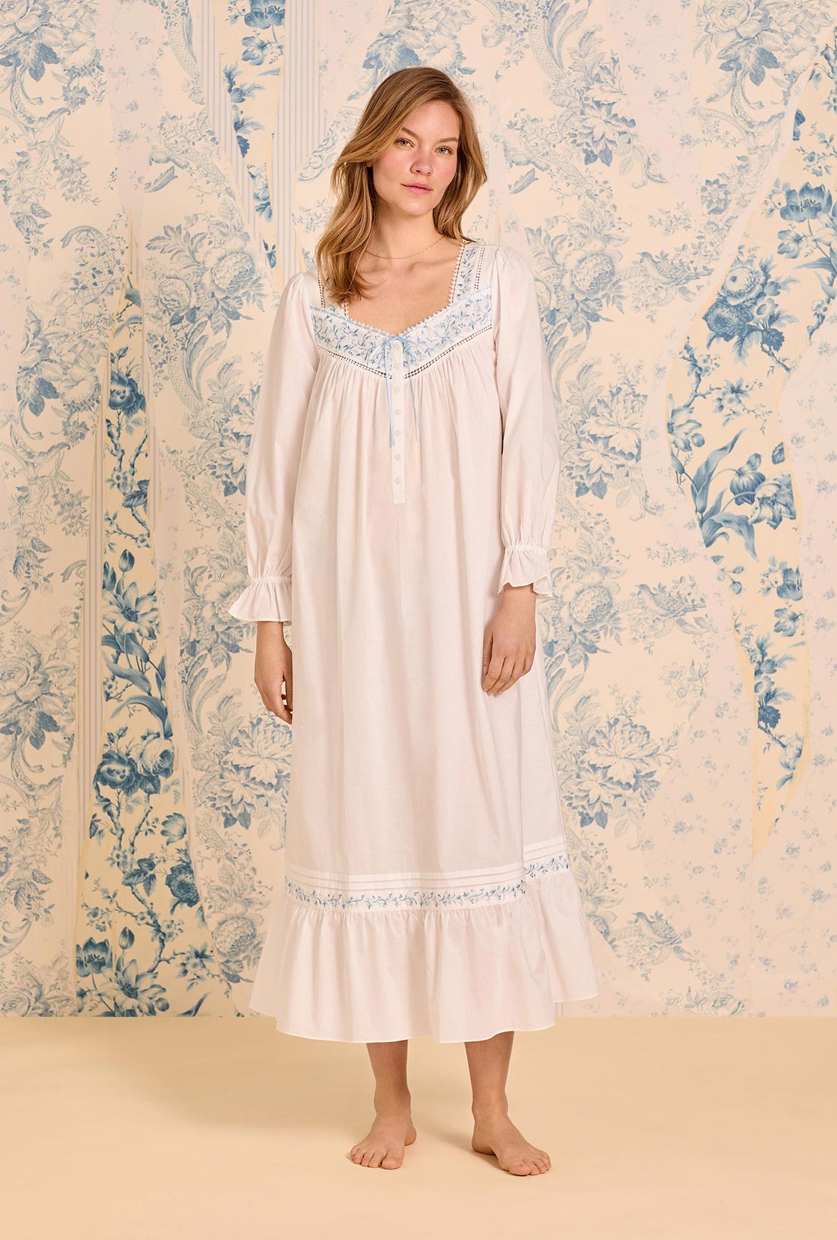 Iconic White Cornflower Embroidery Cotton Lawn Long Sleeve Ballet Nightgown