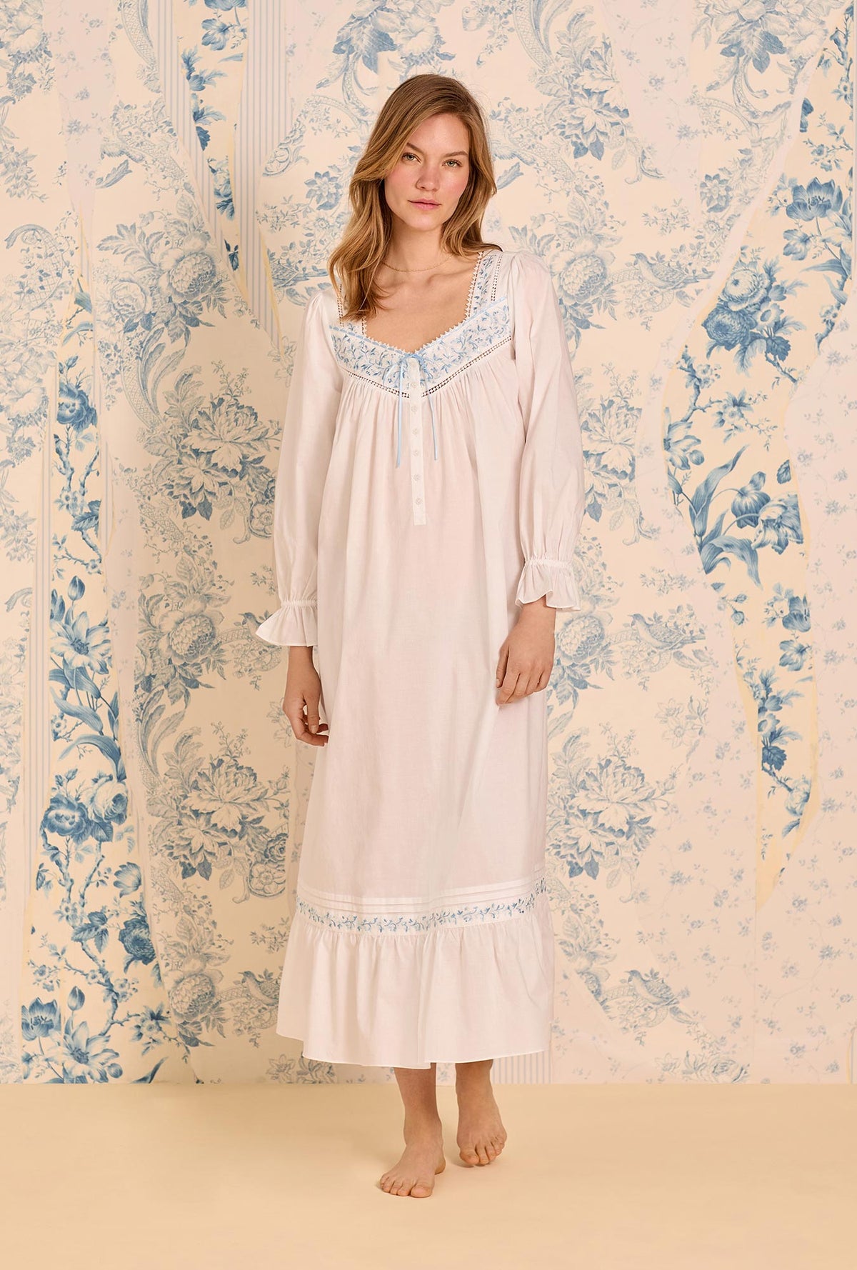 Iconic White Cornflower Embroidery Cotton Lawn Long Sleeve Ballet Nightgown