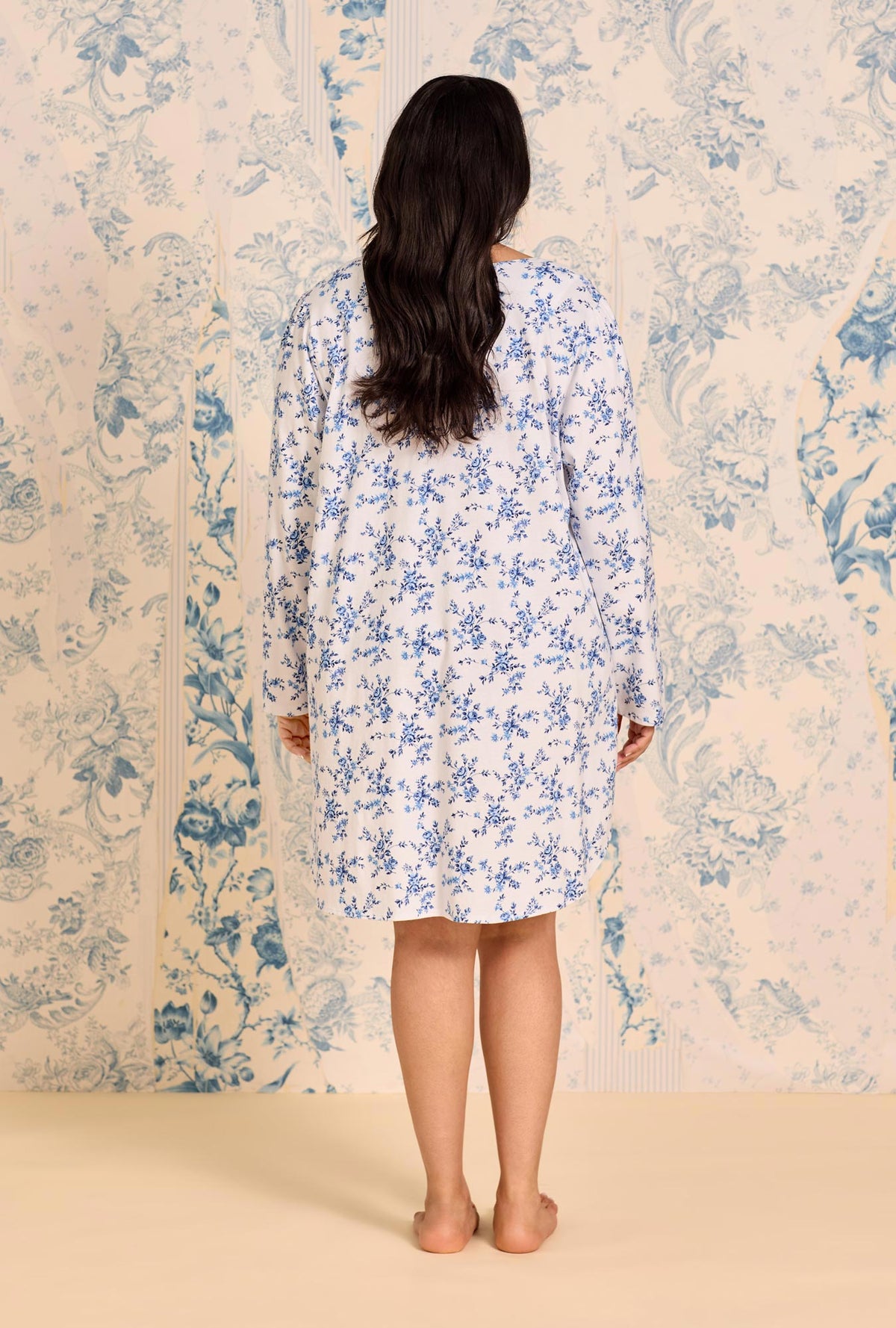 Blue Thistle Cotton Knit Long Sleeve Nightshirt