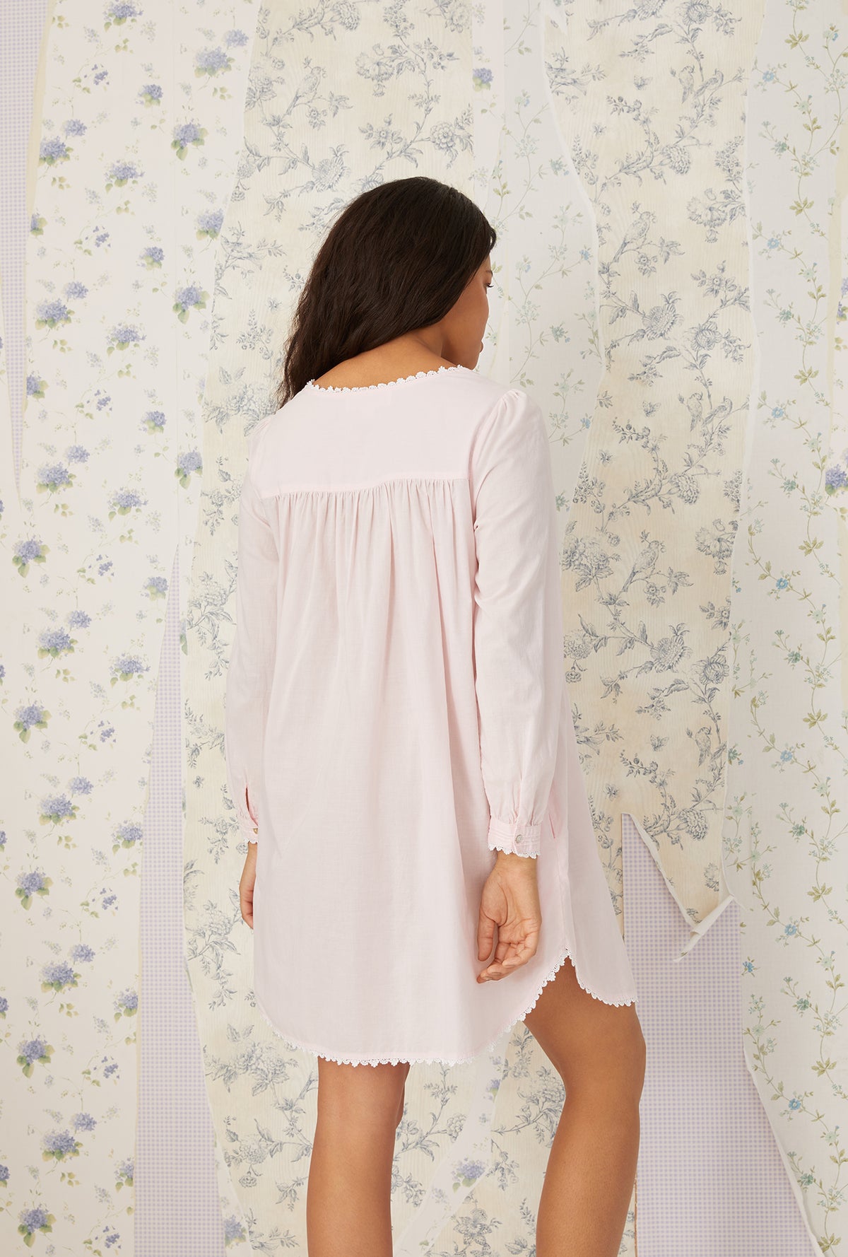 Heirloom Dream Short Robe