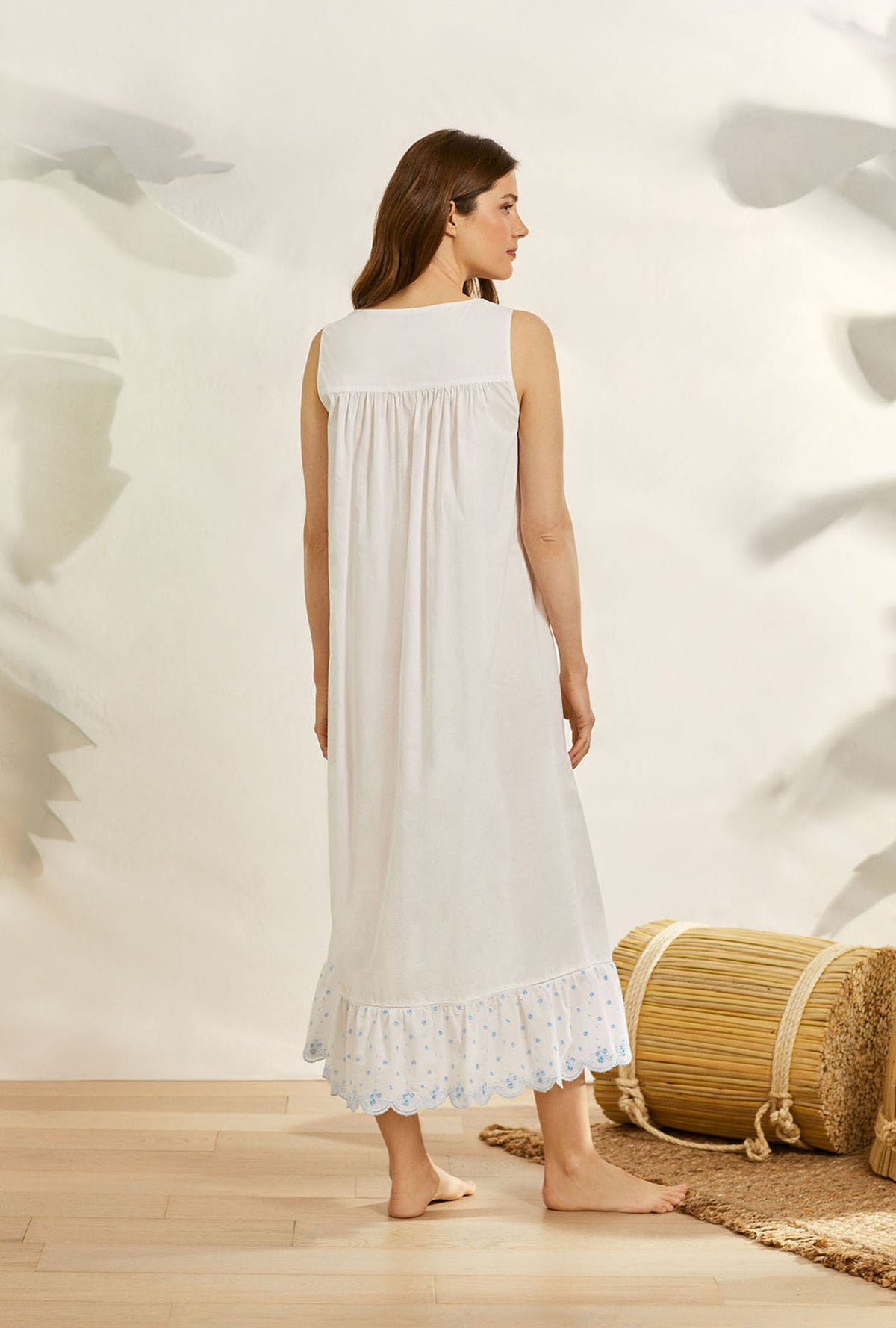 The &quot;Eileen&quot; Scallop Floral Embroidery Nightgown