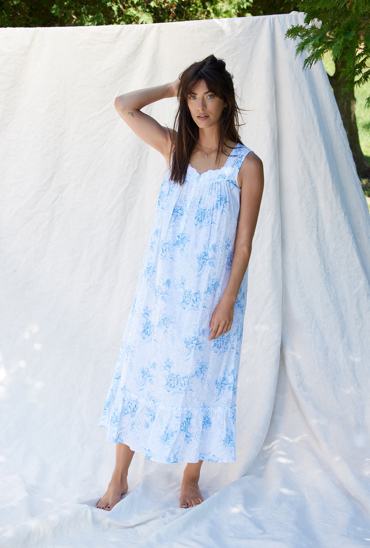 Eileen West Lawn Nightgown www.lips mag
